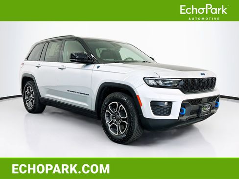 Used 2022 Jeep Grand Cherokee Trailhawk AWD/4WD image 1