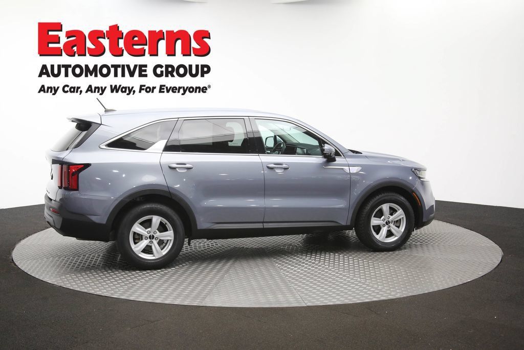 Used 2022 Kia Sorento LX FWD image 41