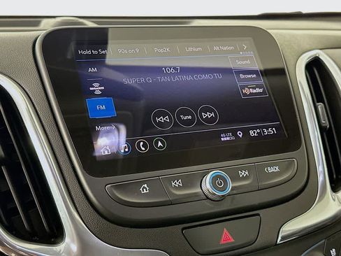 Used 2020 Chevrolet Equinox Premier FWD image 17