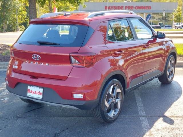 Used 2023 Hyundai Venue Limited w/ Cargo Package FWD image 22