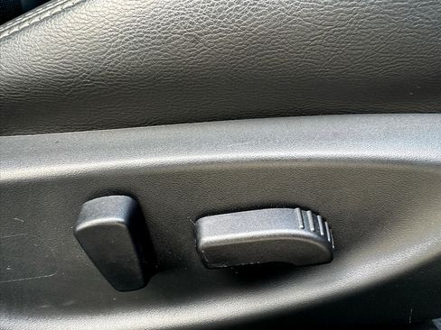 Used 2022 Nissan Maxima SV w/ Floor Mat Group image 44