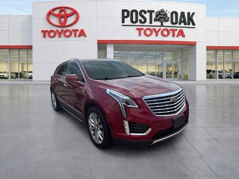 Used 2019 Cadillac XT5 Platinum AWD/4WD image 1