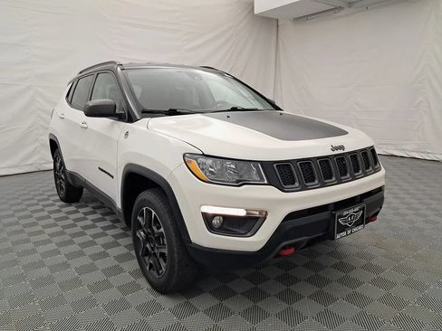 Used 2021 Jeep Compass Trailhawk AWD/4WD image 2