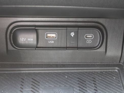 Certified 2025 Kia Sportage SX FWD image 42