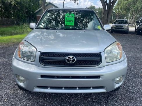 Used 2005 Toyota RAV4 4WD image 2