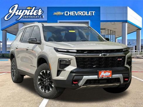 New 2026 Chevrolet Traverse Z71 w/ Driver Confidence Package image 1