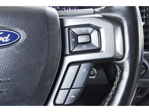 Used 2021 Ford Expedition Platinum RWD image 18