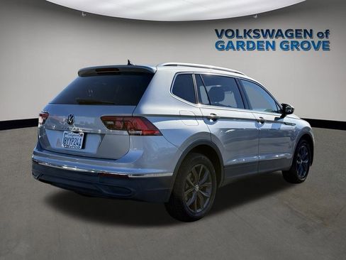Used 2022 Volkswagen Tiguan SE image 7