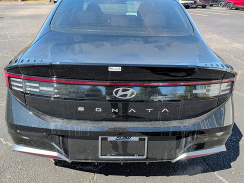 New 2026 Hyundai Sonata SEL FWD image 14