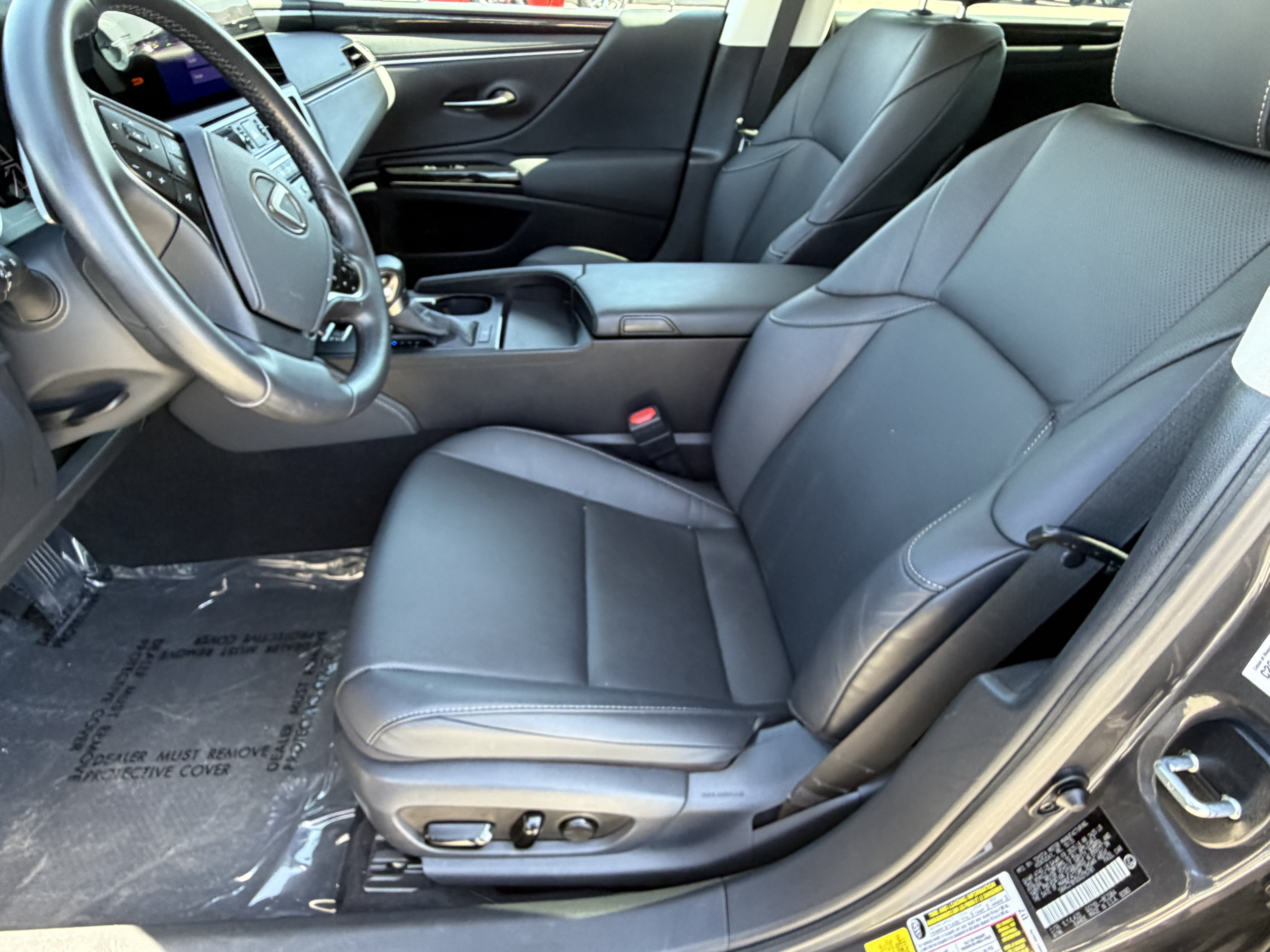 Certified 2025 Lexus ES 350 FWD image 17