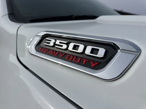 Used 2024 RAM 3500 Big Horn image 8