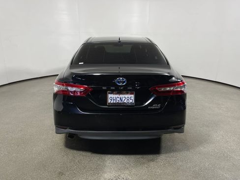 Certified 2019 Toyota Camry XLE w/ Driver Assist Package FWD image 4
