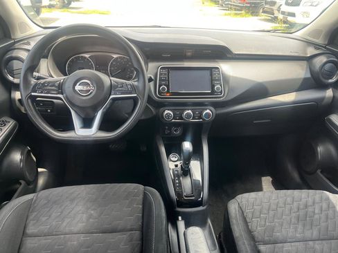 Used 2022 Nissan Kicks S FWD image 16