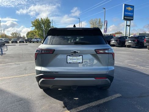 New 2026 Chevrolet Equinox LT image 4
