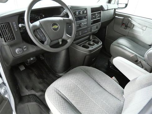 Used 2024 Chevrolet Express 2500 w/ Driver Convenience Package image 4