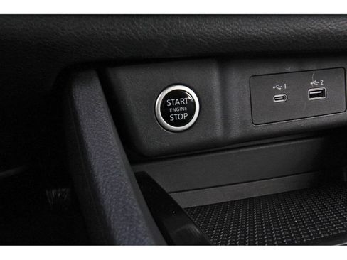 Used 2023 Nissan Rogue SV w/ SV Premium B Package image 27