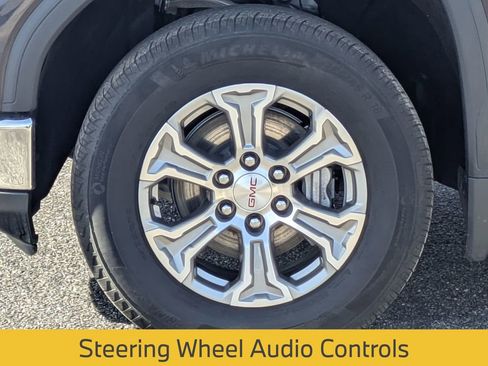 Used 2024 GMC Sierra 1500 SLT image 11