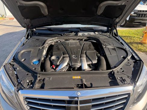 Used 2015 Mercedes-Benz S 550 Sedan image 16