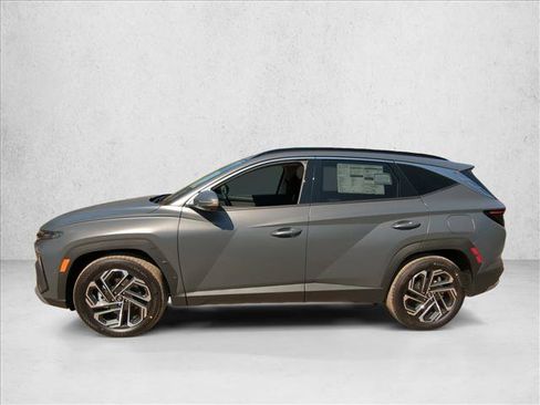 New 2025 Hyundai Tucson Limited FWD image 5