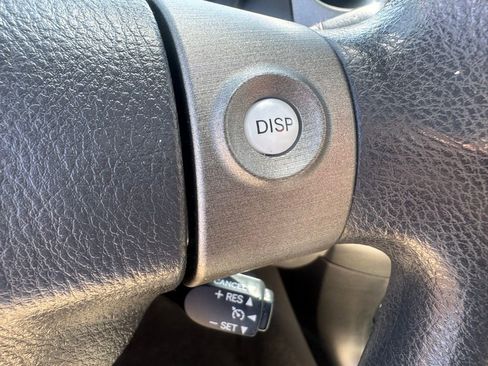 Used 2012 Toyota RAV4 FWD w/ Upgrade Value Pkg image 21