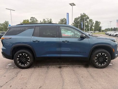 Used 2024 Chevrolet Traverse Z71 w/ LPO, Floor Liner Package AWD/4WD image 7