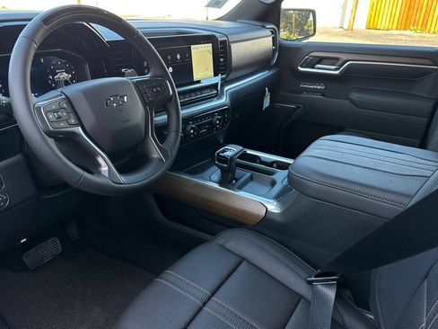 New 2026 Chevrolet Silverado 1500 High Country w/ Midnight Edition AWD/4WD image 10