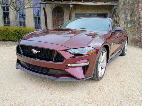 Used 2018 Ford Mustang GT Premium w/ Safe & Smart Package image 4
