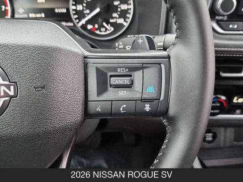 Certified 2026 Nissan Rogue SV FWD image 18
