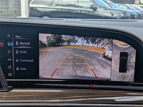 Certified 2021 Cadillac Escalade Premium Luxury w/ Driver Assist Tech Package image 22