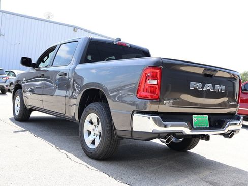 New 2026 RAM 1500 Big Horn AWD/4WD image 3