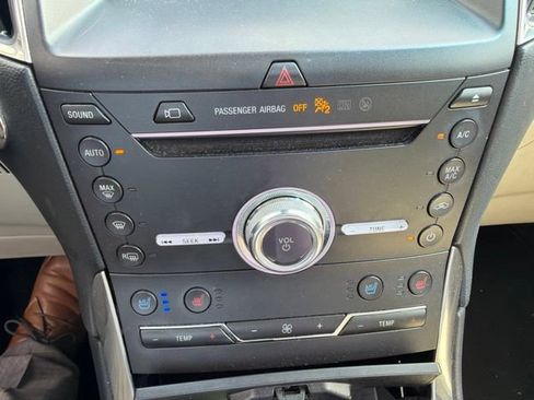 Used 2019 Ford Edge Titanium w/ Equipment Group 301A FWD image 14
