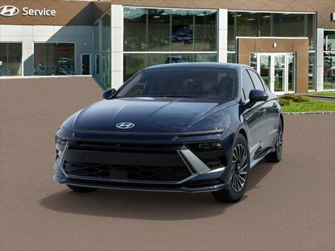 New 2025 Hyundai Sonata Limited FWD image 6