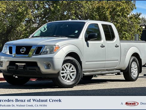 Used 2018 Nissan Frontier SV RWD image 1