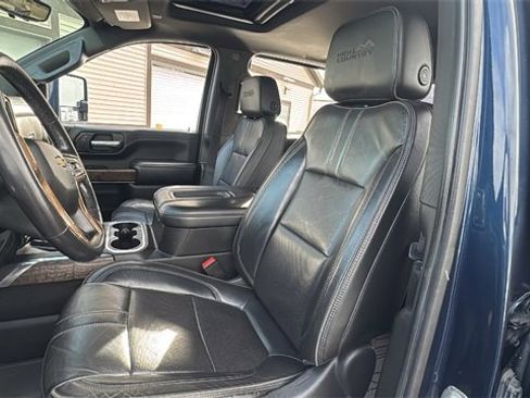 Used 2021 Chevrolet Silverado 3500 High Country w/ Technology Package image 10