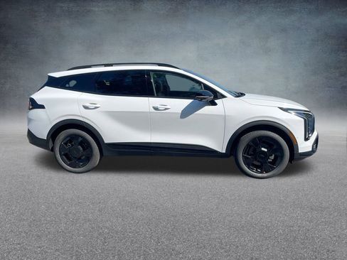New 2026 Kia Sportage X-Line w/ X-Line Technology Package image 32