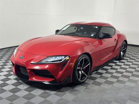 Used 2020 Toyota Supra Premium w/ Driver Assist Package RWD image 3