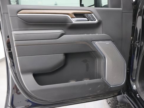 Used 2024 Chevrolet Silverado 3500 High Country w/ High Country Premium Package AWD/4WD image 48