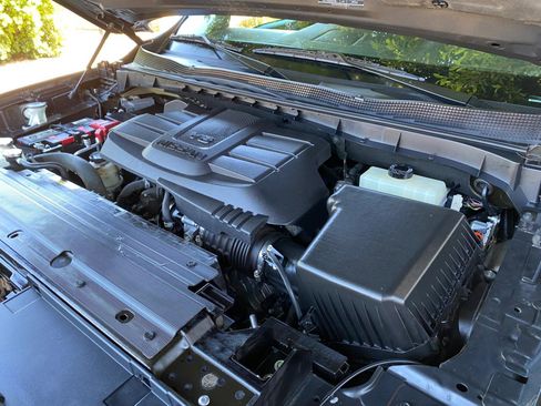 Used 2021 Nissan Titan S w/ S Utility Package RWD image 13