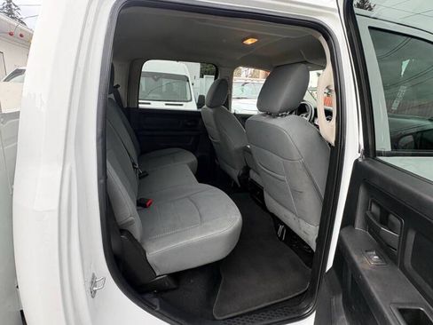 Used 2013 RAM 2500 Tradesman w/ Chrome Appearance Group AWD/4WD image 23