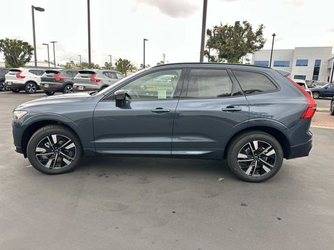 New 2026 Volvo XC60 B5 Core w/ Climate Package image 4