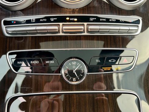 Used 2023 Mercedes-Benz C 300 4MATIC Coupe w/ AMG Line image 32