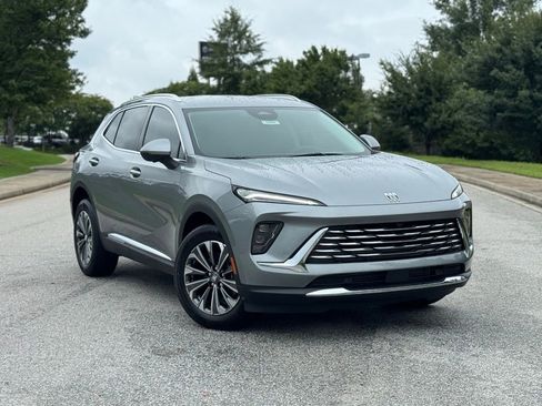 New 2025 Buick Envision Preferred image 2