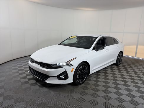 Certified 2022 Kia K5 GT-Line FWD image 2