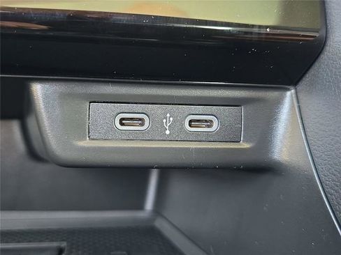 New 2026 Volkswagen Jetta SE FWD image 19