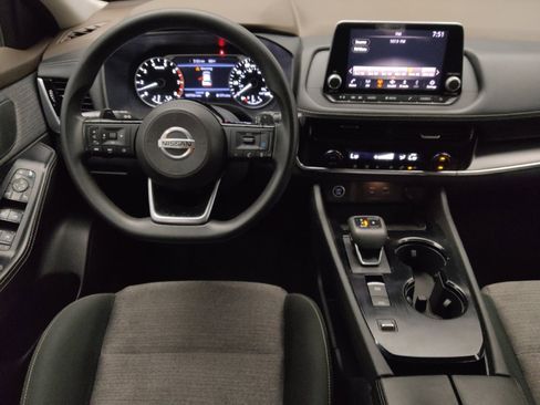 Used 2021 Nissan Rogue SV FWD image 22