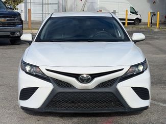 Used 2020 Toyota Camry SE video 2