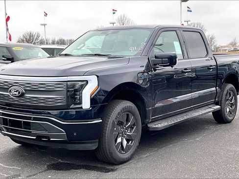 New 2025 Ford F150 Lightning Lariat image 2