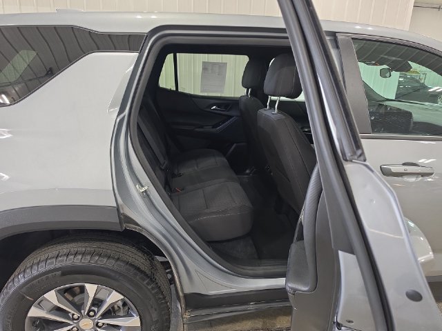 Used 2026 Chevrolet Equinox LT AWD/4WD image 26