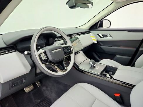 New 2025 Land Rover Range Rover Velar Dynamic SE image 20