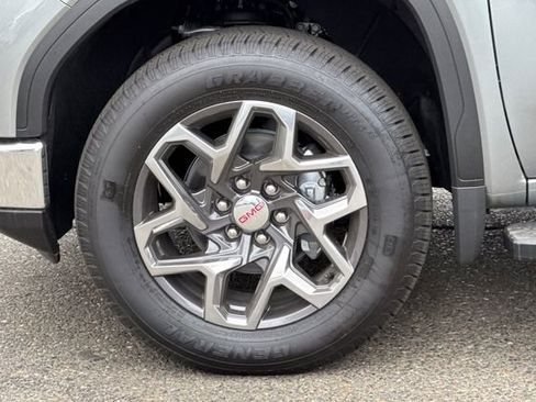 New 2026 GMC Sierra 1500 SLT w/ SLT Premium Package AWD/4WD image 32